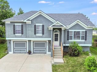 8604 NE 75th Ter, Kansas City, MO 64158