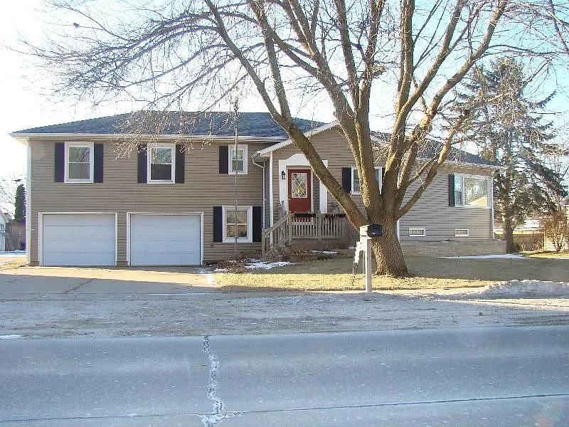 540 N Mississippi St photo 1