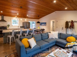 10461 Golden Pine Rd, Truckee, CA 96161