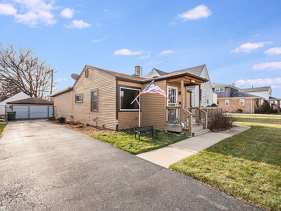 2nd image of 2613 W 98th Pl