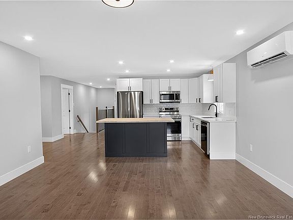5th image of 331 Hampton Rd