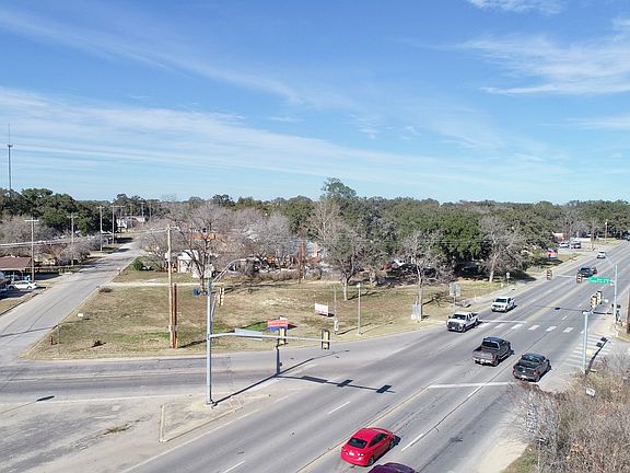 2nd image of 707 Commerce LOT MANY