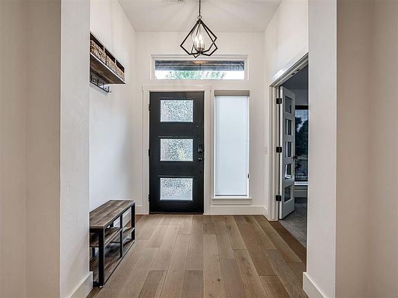 4th image of 3113 Montane Ct