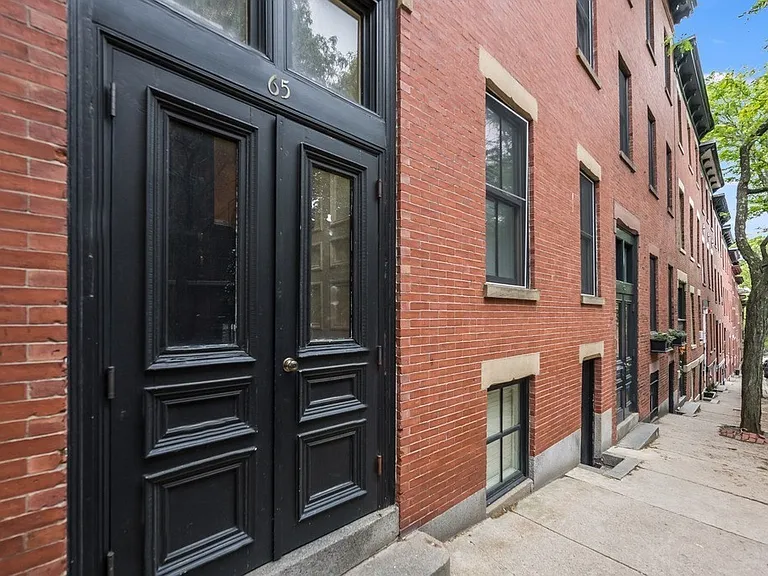 65 Baldwin St #2 — Photo 16
