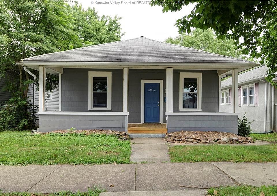 1st image of 207 9th Ave