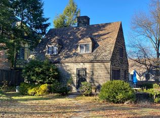 5659 Darlington Rd, Squirrel Hill, PA 15217