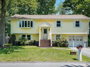 6 Wabon Cir, Methuen, MA 01844