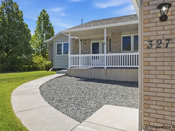 327 Cody St, Cheyenne, WY 82009