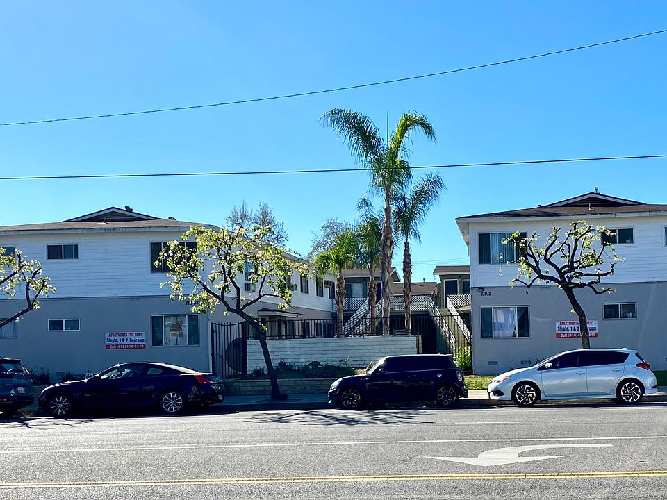 1st image of 11908 Burbank Blvd #17