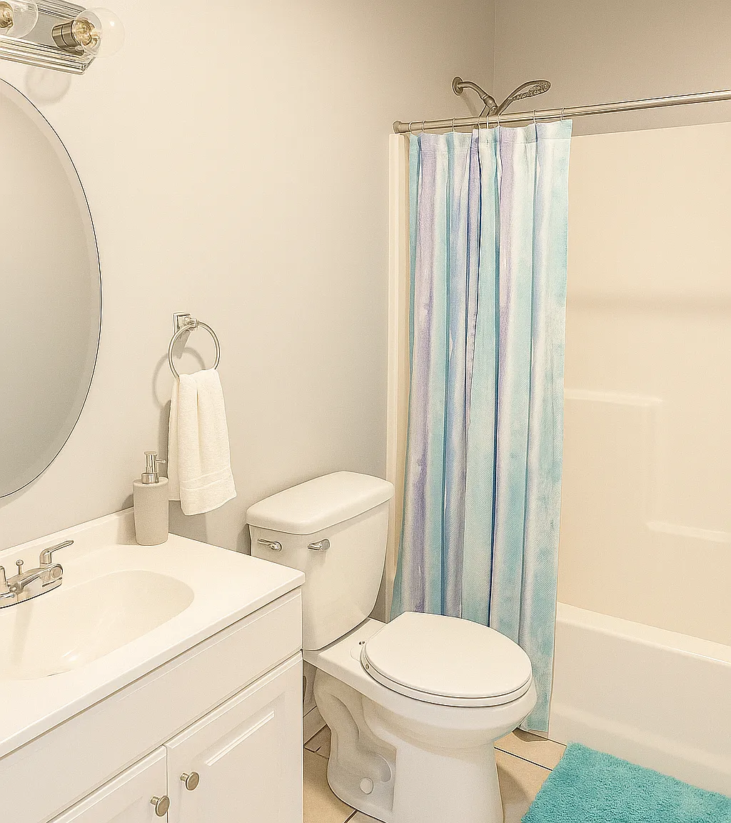 3 bed, $1,100 — Photo 3