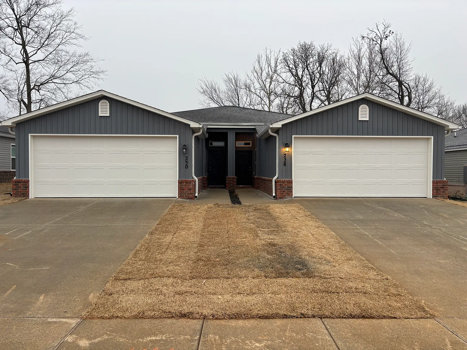 4 bed, 1454 sqft, $1,595 — Photo 1