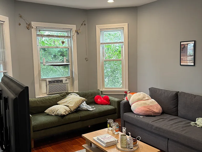 49 Rosemont St #2 — Photo 5