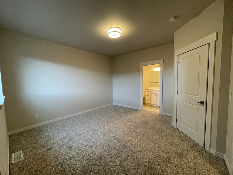 1030 Finch Ln #H — Photo 31