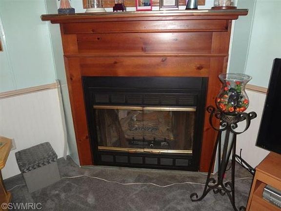 5th image of 1806 W Echo Dr