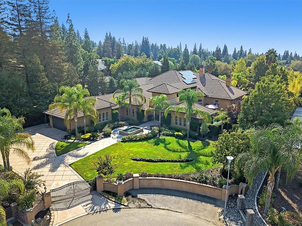 1st image of 9591 S Canyon Ct