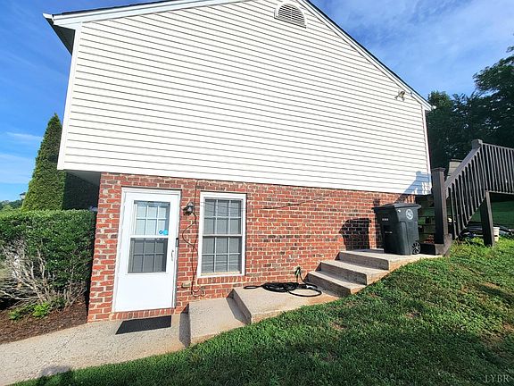 5th image of 302 Wessex Rd