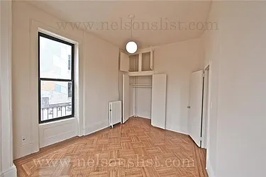 Rented by R New York