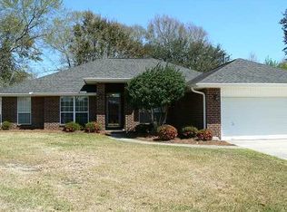 1490 Shore Bird Ter, Cantonment, FL 32533