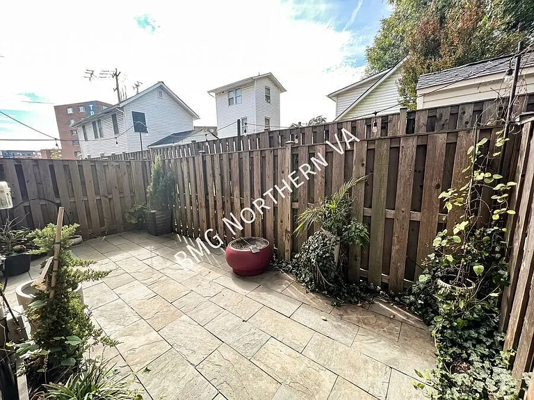954 S Rolfe St — Photo 29