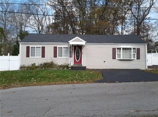 50 Melrose St, Cumberland, RI 02864