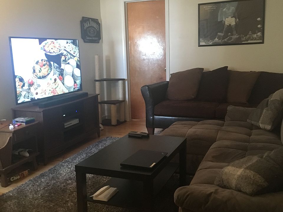 1st image of 866 N 23rd St #2