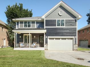 2800 Central Rd, Glenview, IL 60025