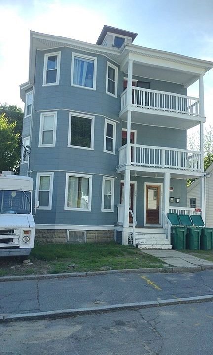 2nd image of 128-130 High St