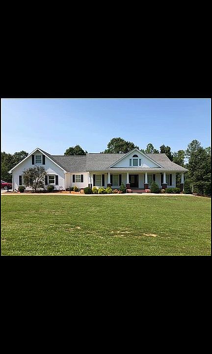 1st image of 708 Hill Dr