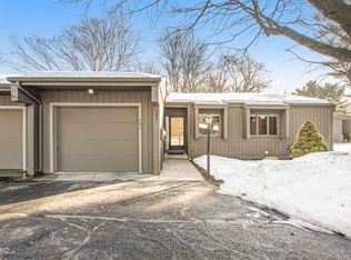 791 Brook Village Ct, Holland, MI