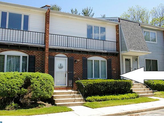 2nd image of 3427 Hillock Ln