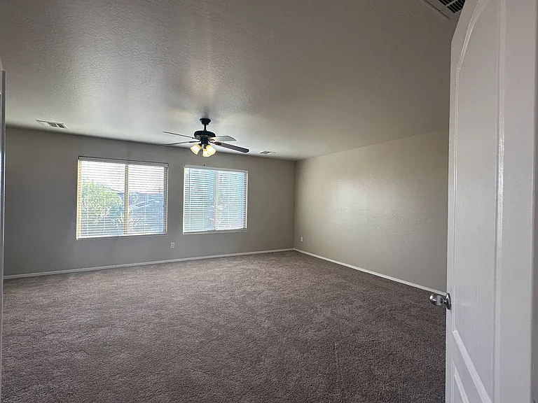 1029 E Canyon Trl — Photo 19