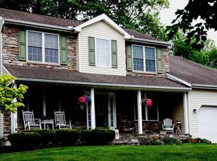 114 Farmstead Cir, Lebanon, PA 17042