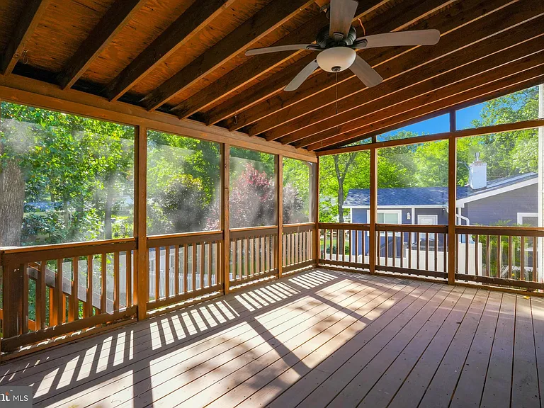 5021 Fleming Dr — Photo 60