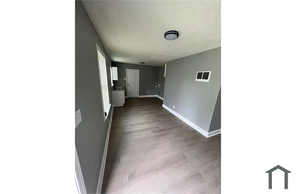 Building Photo - 1377 Lyceum Rd
