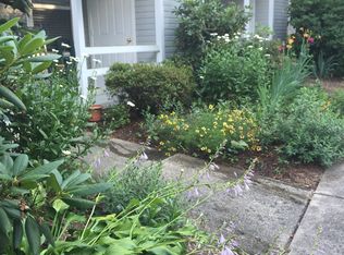 1284 Maple View Dr, Charlottesville, VA 22902