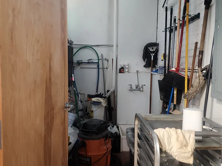 944 McDaniel St SW #1 — Photo 33
