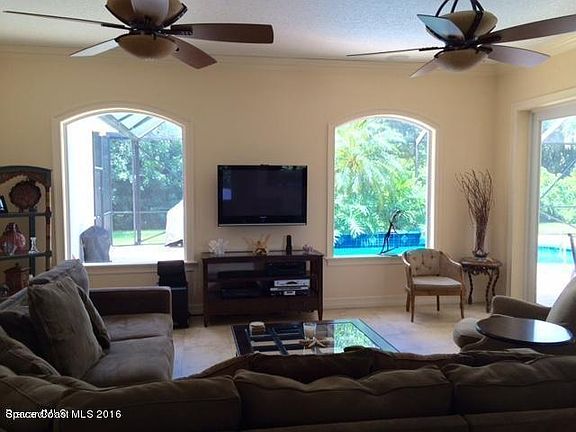 4th image of 235 Woody Cir