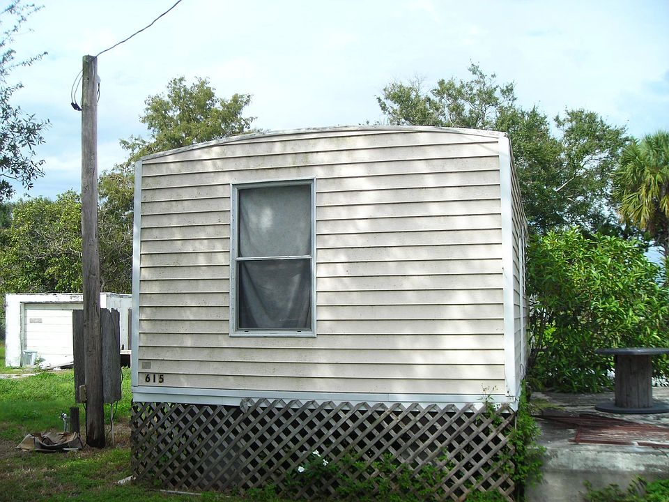 1st image of 601 6th St NW