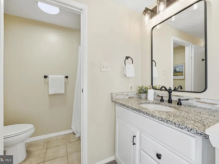 7619 Nutwood Ct — Photo 14