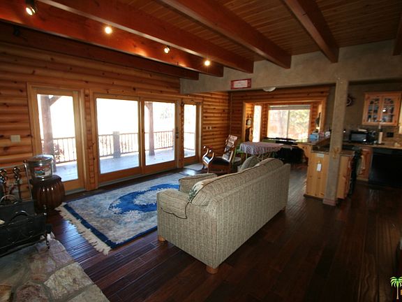 5th image of 386 Meadow Cir