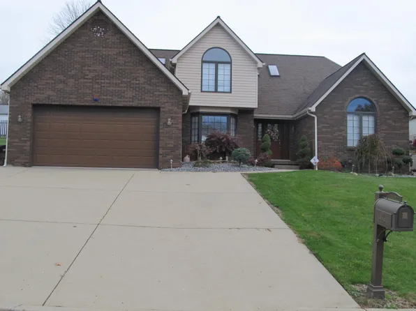 100 Lexington Dr, Saint Clairsville, OH 43950