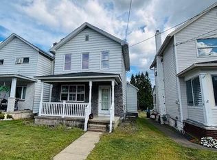224 2nd St, Olyphant, PA 18447