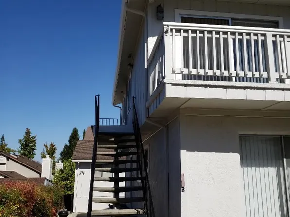 3851 Vineyard Ave APT B, Pleasanton, CA 94566