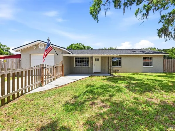 2429 Martha Ln, Land O Lakes, FL 34639