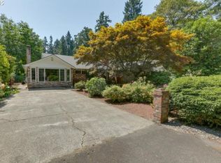 4840 Dogwood Dr, Lake Oswego, OR