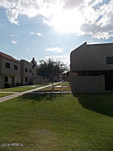 2nd image of 4866 W Rancho Dr