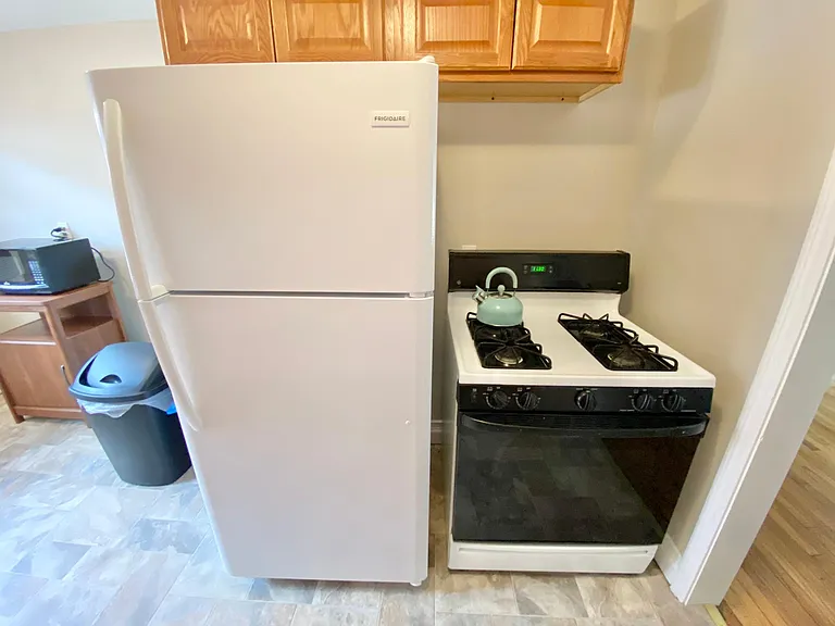 13710 Cedar Rd #2 — Photo 10