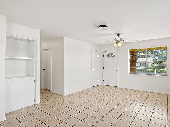 5th image of 202 N 41st St