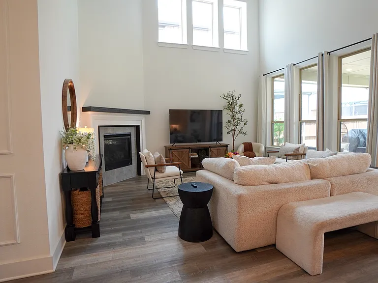 5727 Huffines Blvd — Photo 8