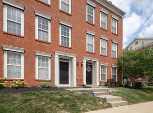 2615 Calgary, Lexington, KY 40509